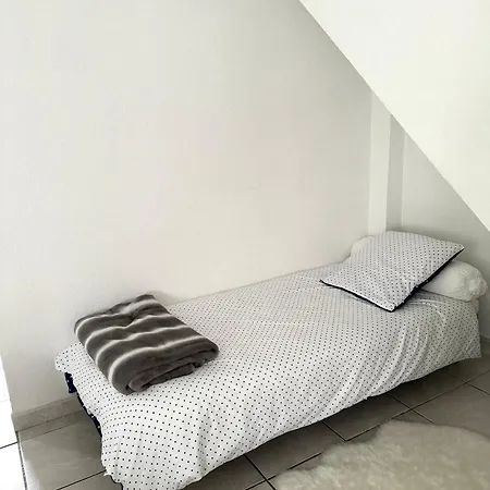 T2 La Roseraie Chambéry Buitenkant foto