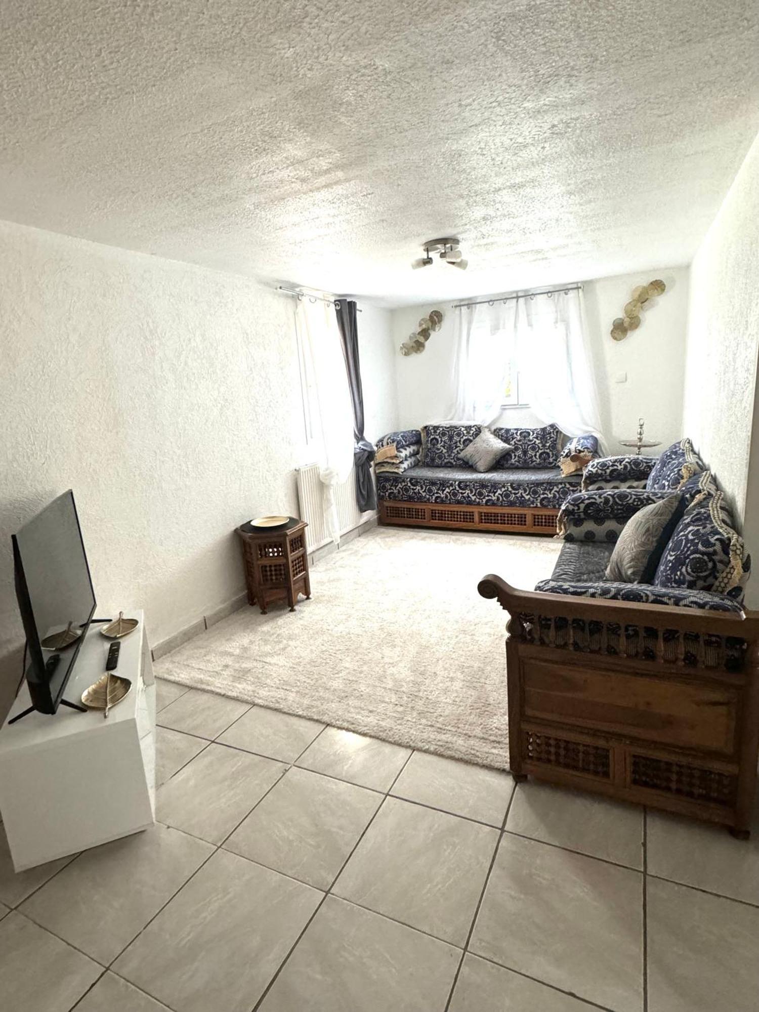 T2 La Roseraie Apartment